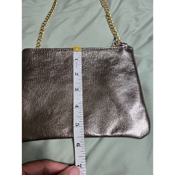 Big buddha small silver purse with chain strap - Picture 7 of 8